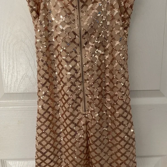 Pretty Little thing sequence gold dress! Size 2 - Picture 5 of 12